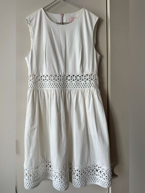 TED BAKER White Sleeveless Crochet Waist Dress Size 12